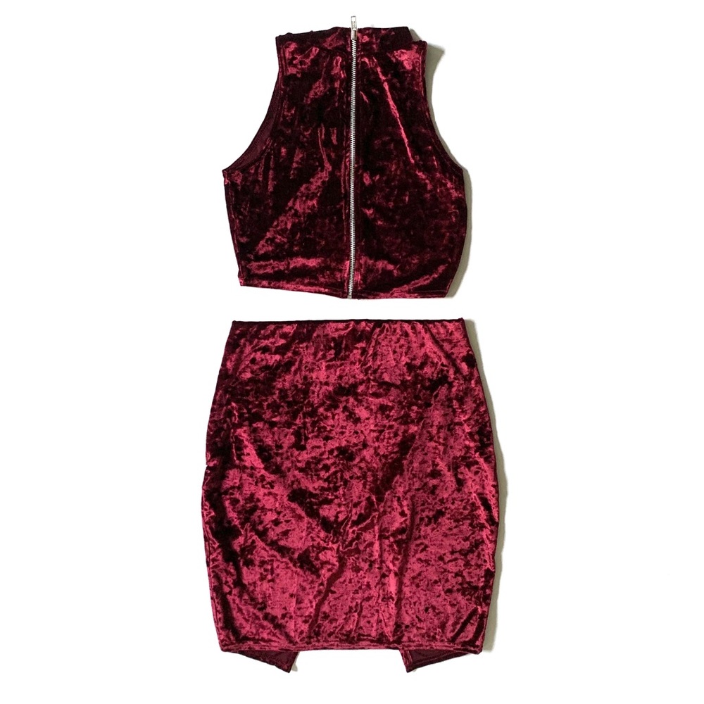 Cutout Choker Crop Top & Wrap Skirt Set - Picture 5 of 16